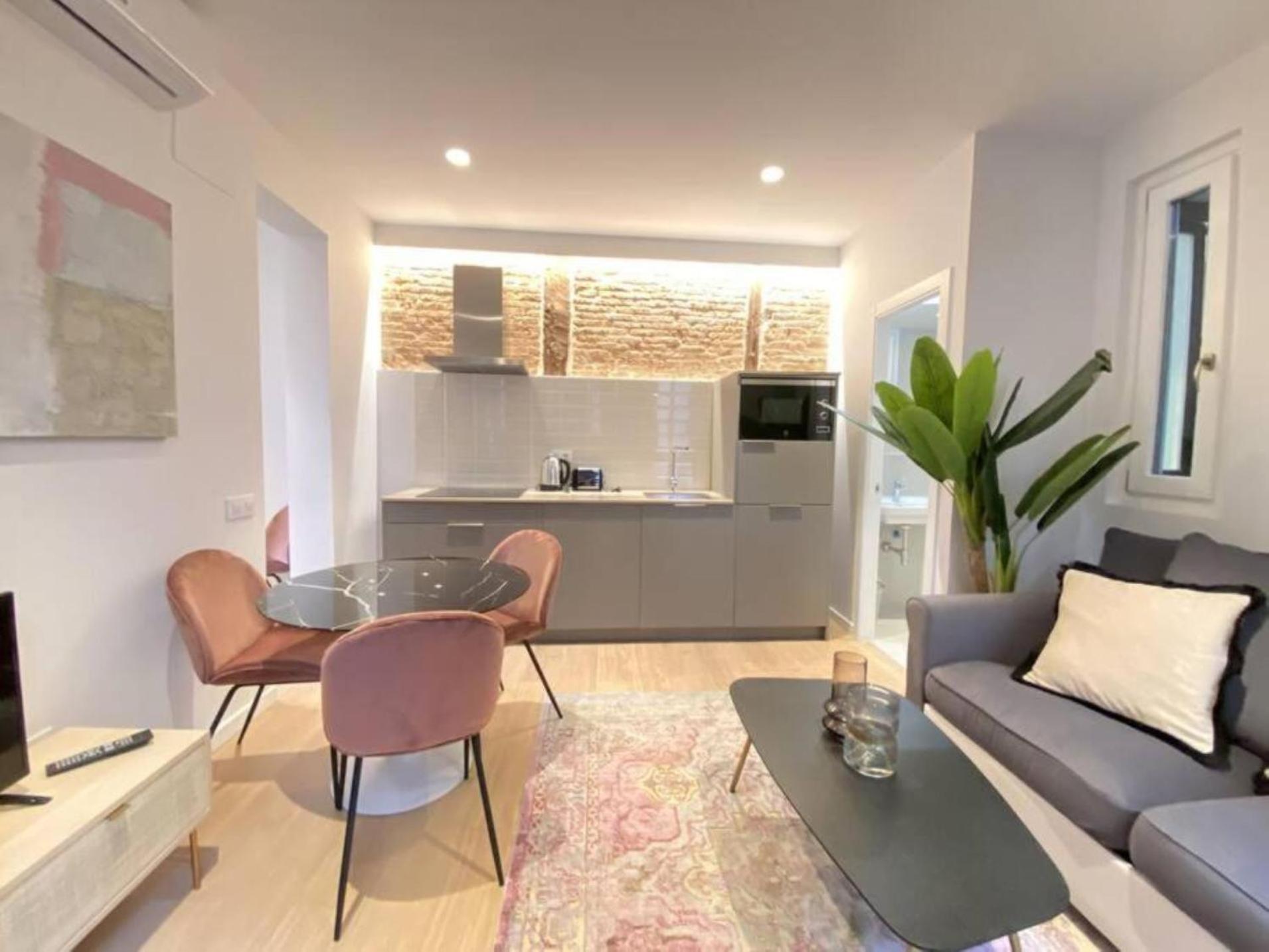 מדריד Apartamentos En La Latiina מראה חיצוני תמונה